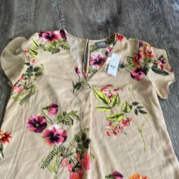 New - Picture 2 of 2